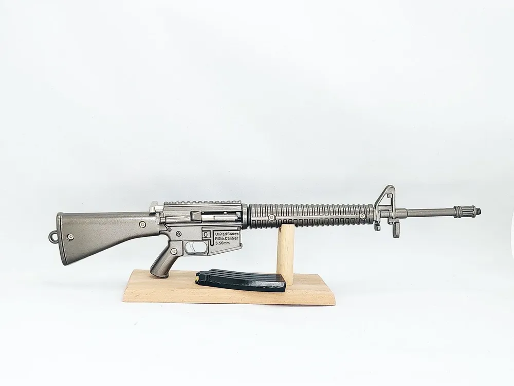 Colt M16 30cm 1:3